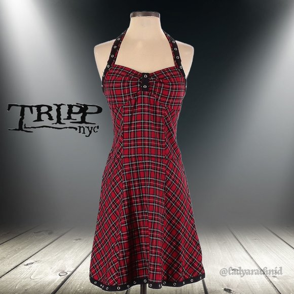 Tripp nyc Dresses & Skirts - TRIPP NYC 2005 red plaid halter dress w/grommet detail RARE HTF size small
